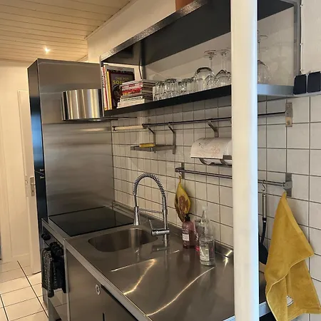Ein Buecherhimmel In Apartment Leun